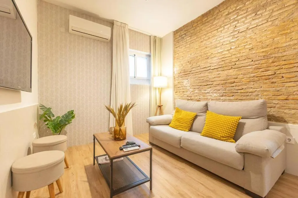 Salado Oasis Suite By Valcambre Seville 0*,  Spain